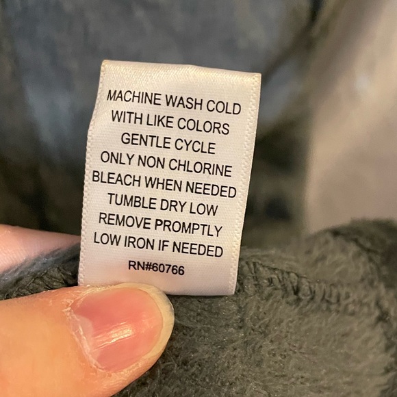 Ulta Beauty Robe - Picture 7 of 7